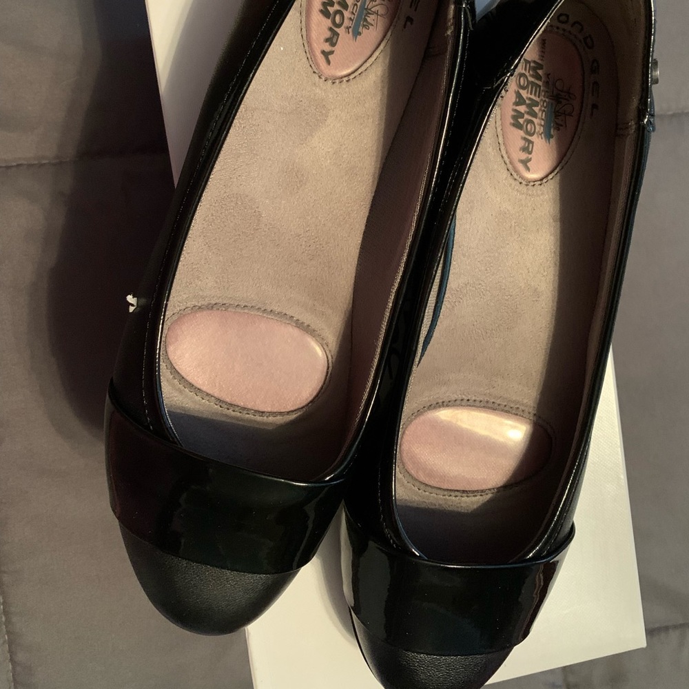Dress flats